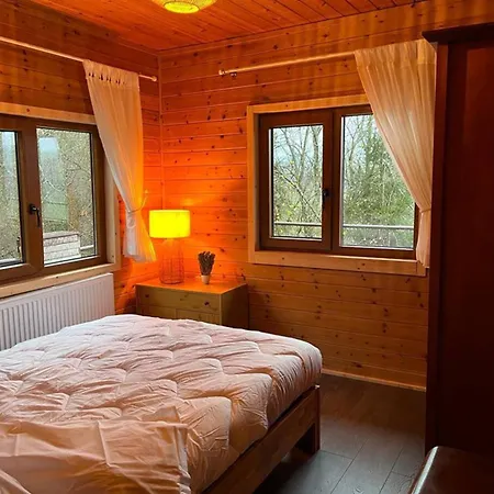 Chalet In 木屋 *